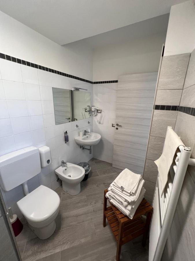 Hotel Locanda Rosy كاتوليكا المظهر الخارجي الصورة