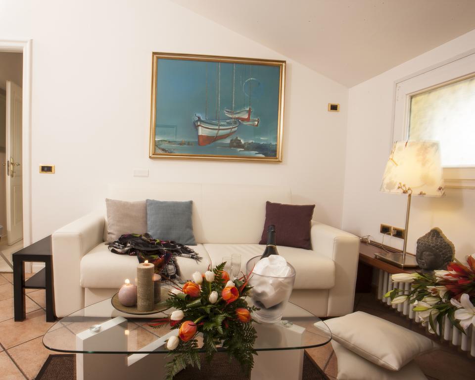 Hotel Locanda Rosy كاتوليكا الغرفة الصورة