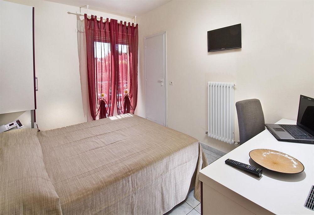 Hotel Locanda Rosy كاتوليكا المظهر الخارجي الصورة