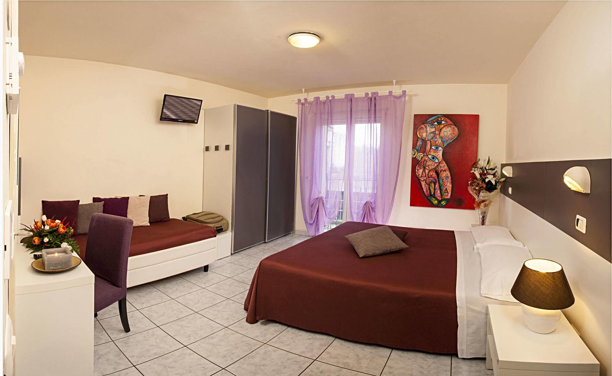 Hotel Locanda Rosy كاتوليكا المظهر الخارجي الصورة